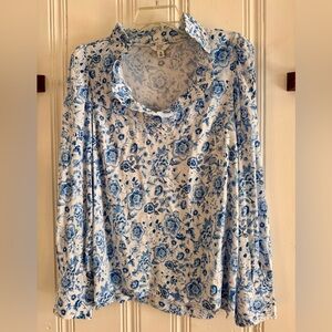 Crown & Ivy Blue and White Floral Blouse